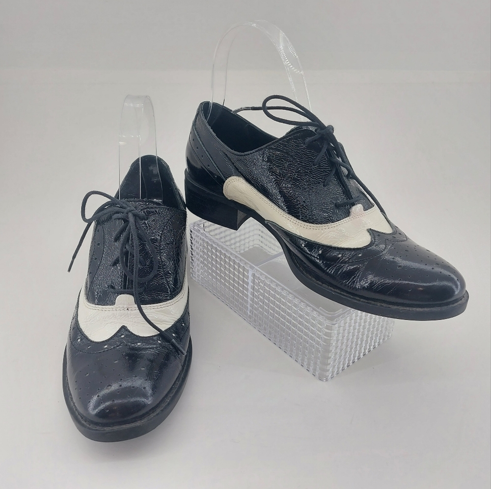 Browns ID Black/White Patent Leather Oxford Style Shoes